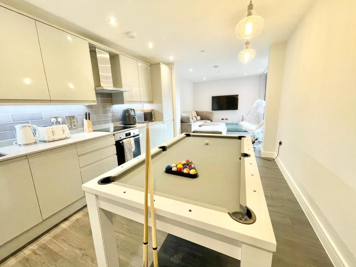 D & D Luxury Apartments 스탠모어 외부 사진