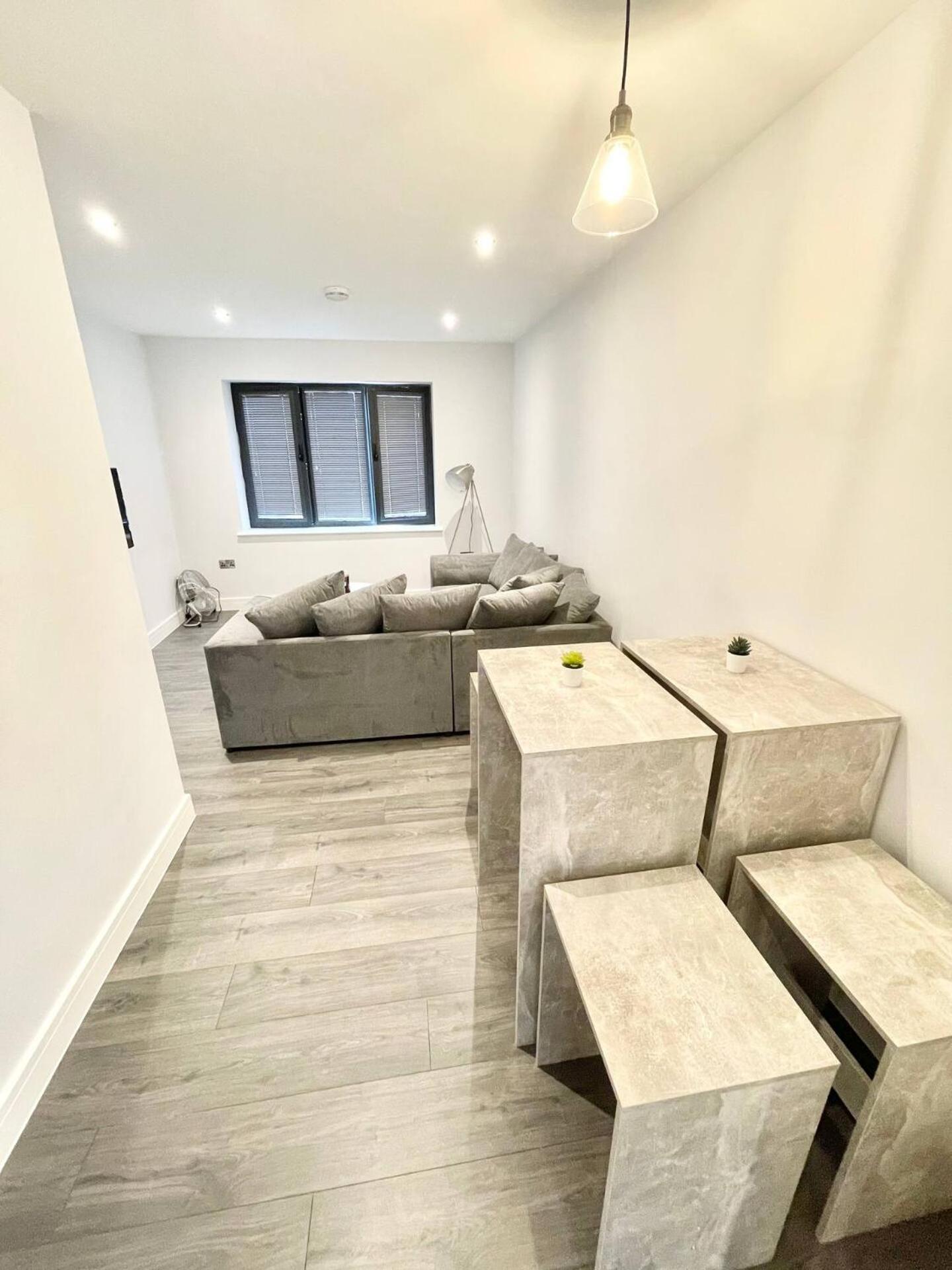 D & D Luxury Apartments 스탠모어 외부 사진
